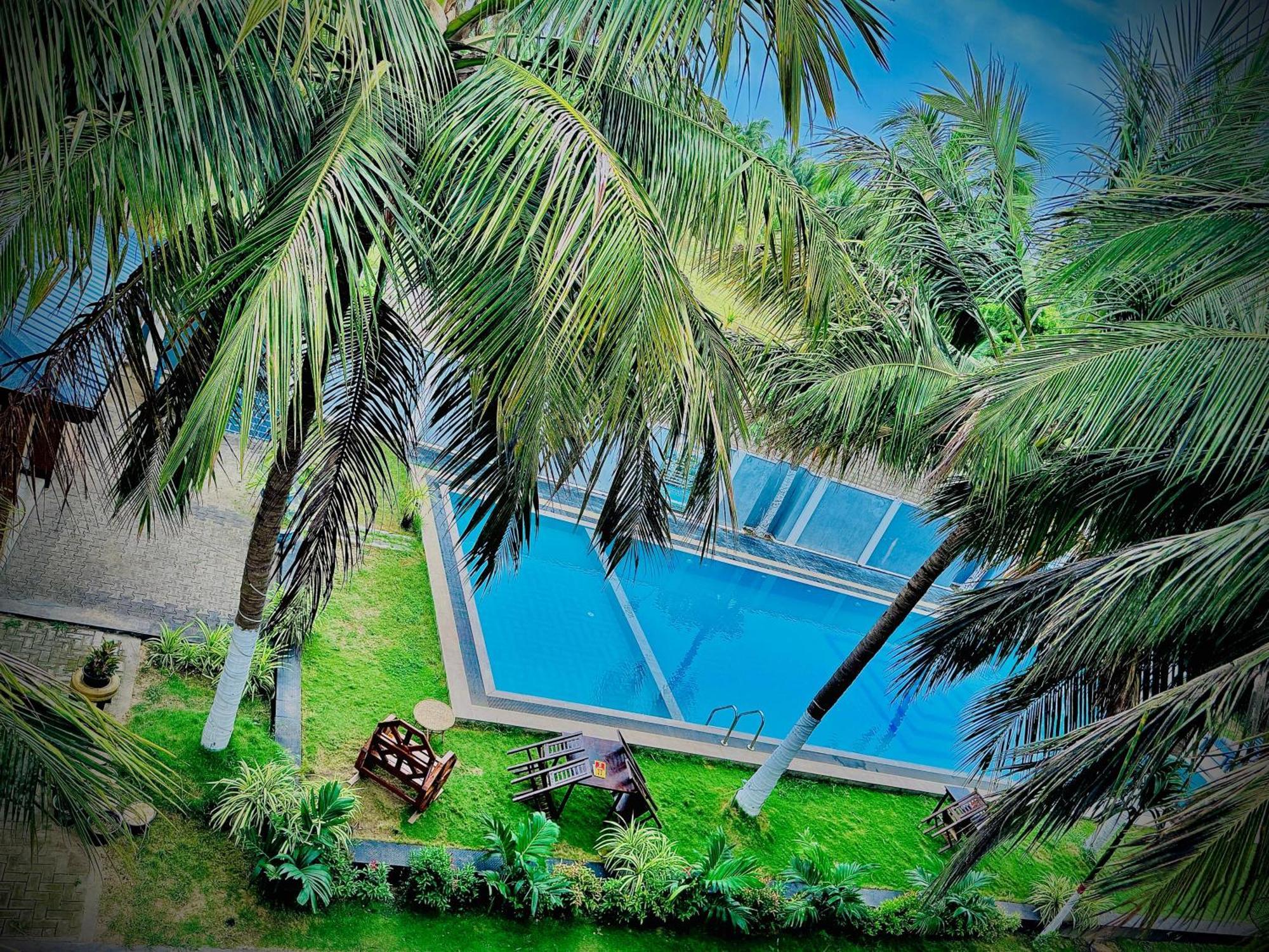 Nilaveli Hybrid Holiday Hotel エクステリア 写真